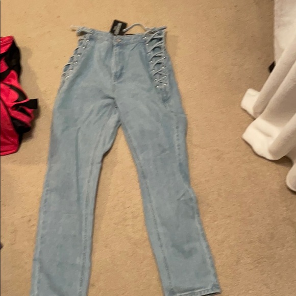 SOLD Missguided jeans - Picture 4 of 8